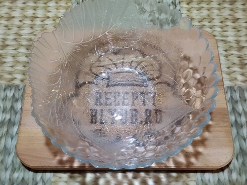 Подготовить глубокую посуду.