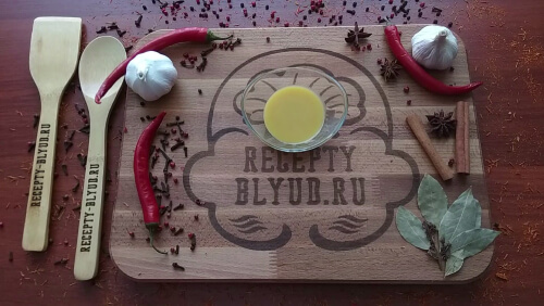 Для заправки смешать сок лимона, горчицу и оливковое масло. Для заправки смешать сок лимона, горчицу и оливковое масло.