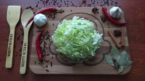 Салат Айсберг нарезать произвольно. Салат Айсберг нарезать произвольно.