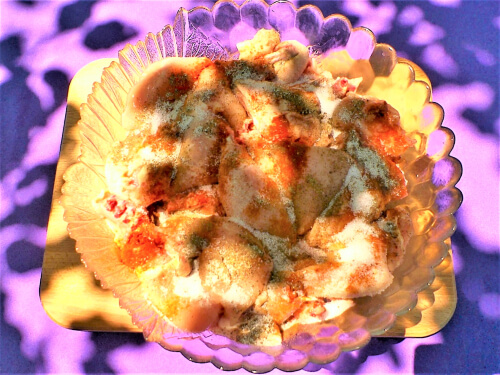 Курицу посолить, поперчить. Курицу посолить, поперчить.