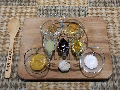 Приготовить специи для маринада.