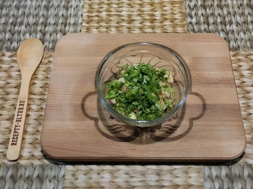 Добавить кинзу. Добавить кинзу.